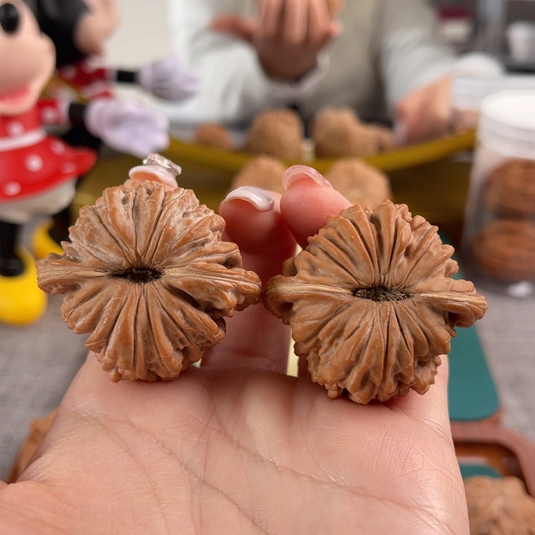 文玩核桃吊坠44四座楼