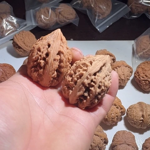 吊坠文玩核桃九龙