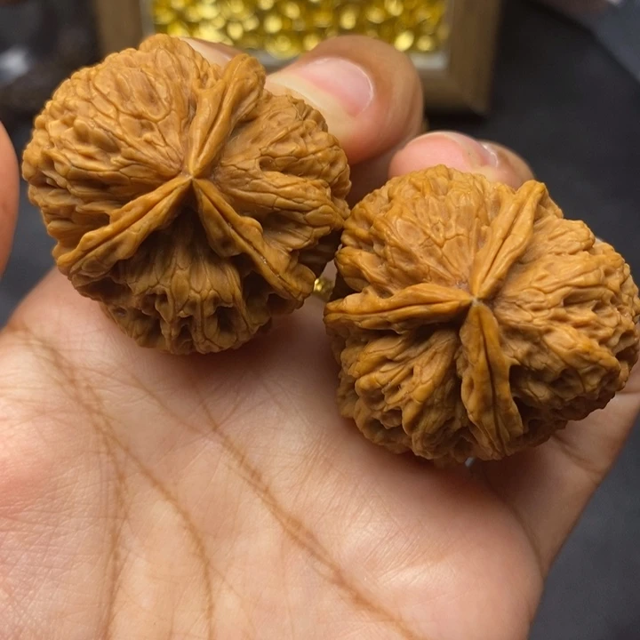 把件文玩核桃38尺三棱