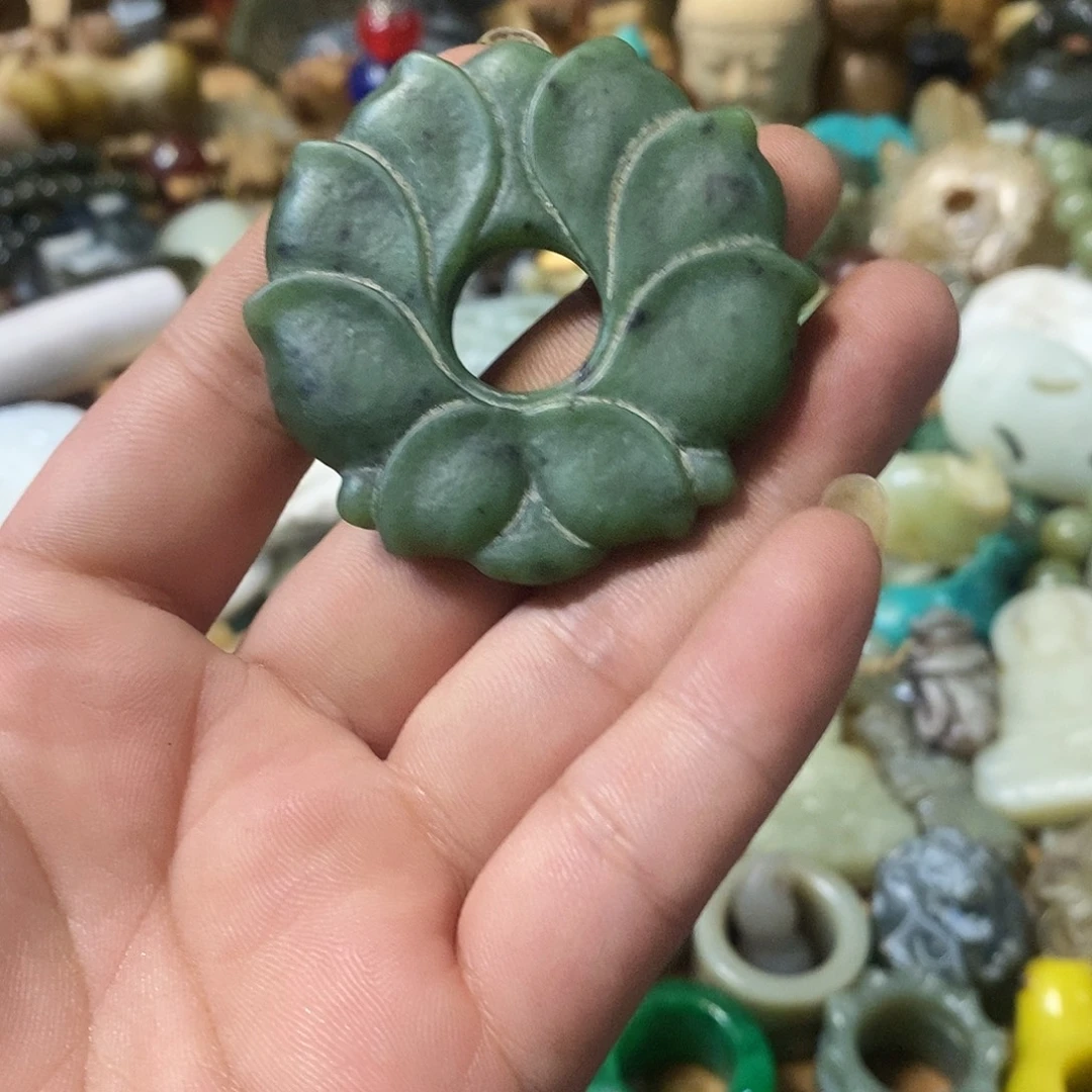 和田玉（糖玉）未镶嵌挂件