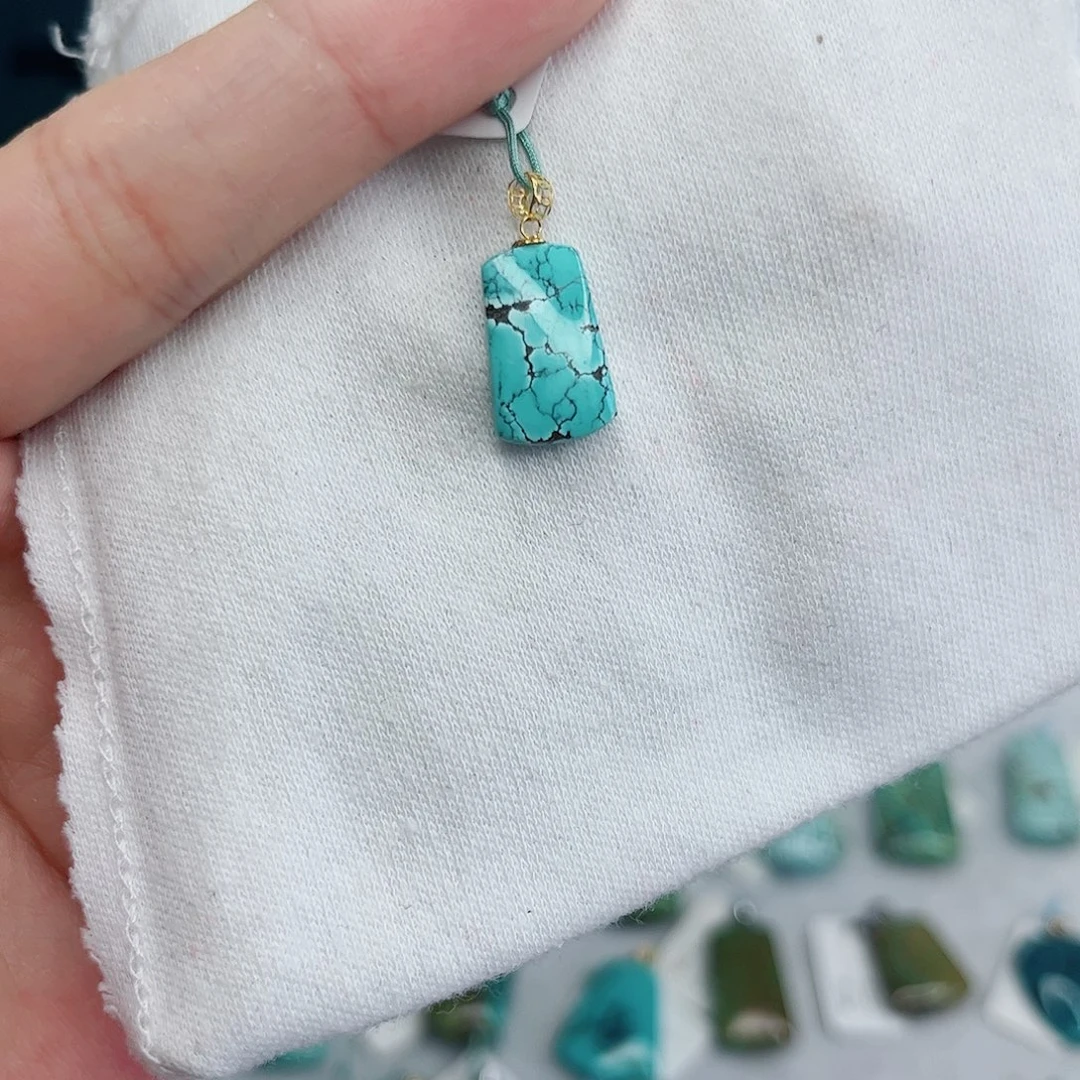 18K金镶嵌绿松石绿松石