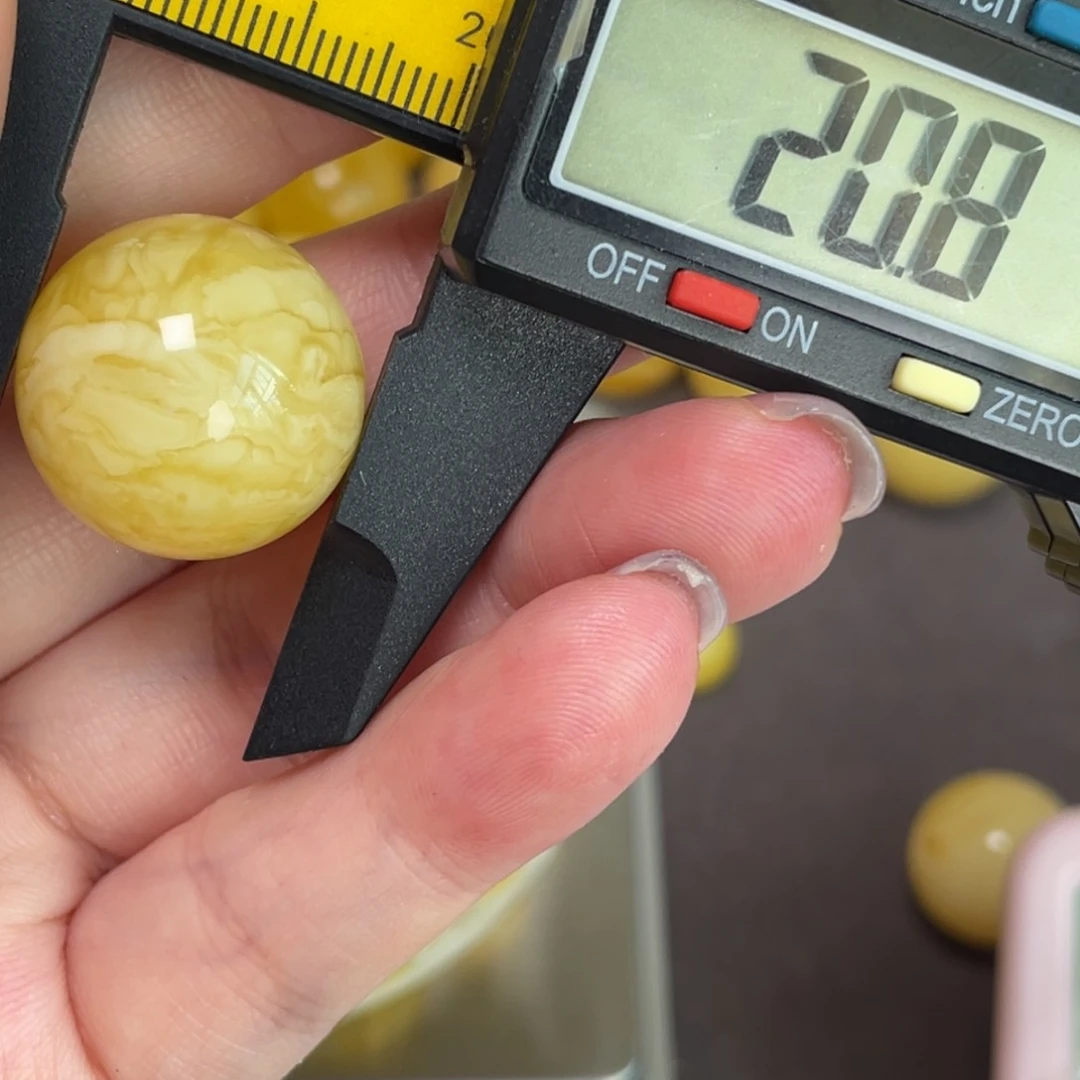未镶嵌琥珀裸石蜜蜡425