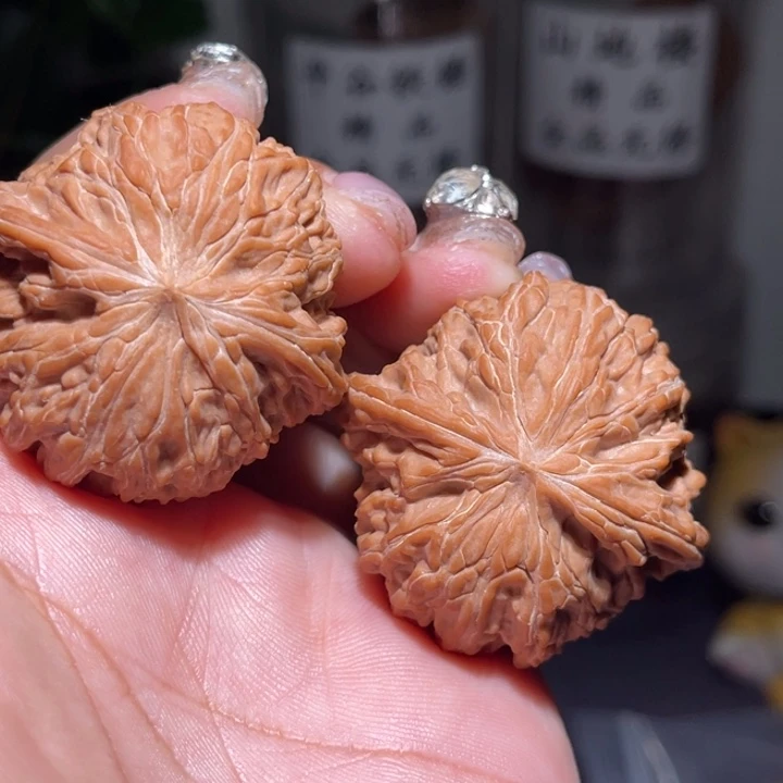 固***置吊坠桃核          41