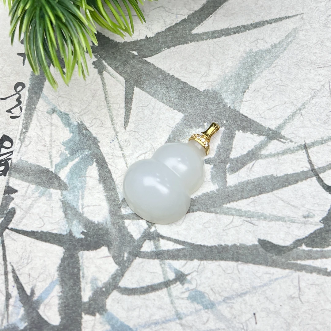 HF48和田玉白玉葫芦18k金镶吊坠30*18*8mm+多样性发其一