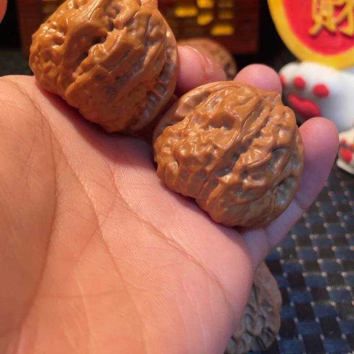 收***文玩核桃吊坠蛤蟆头核桃