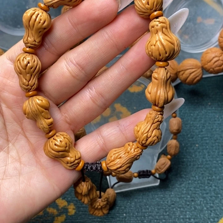 桃核吊坠秦岭龙纹桃核1