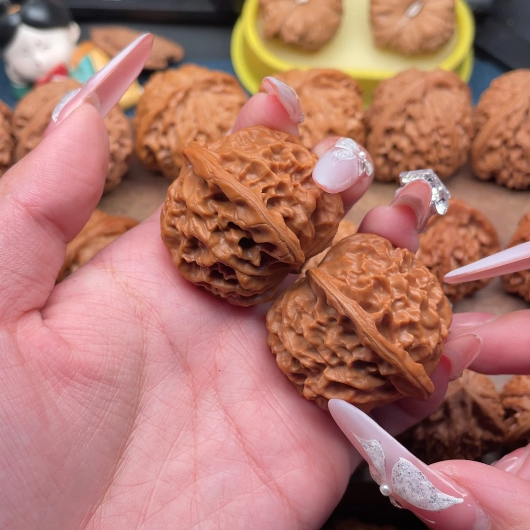 顺***安把件文玩核桃全品龙鳞纹40