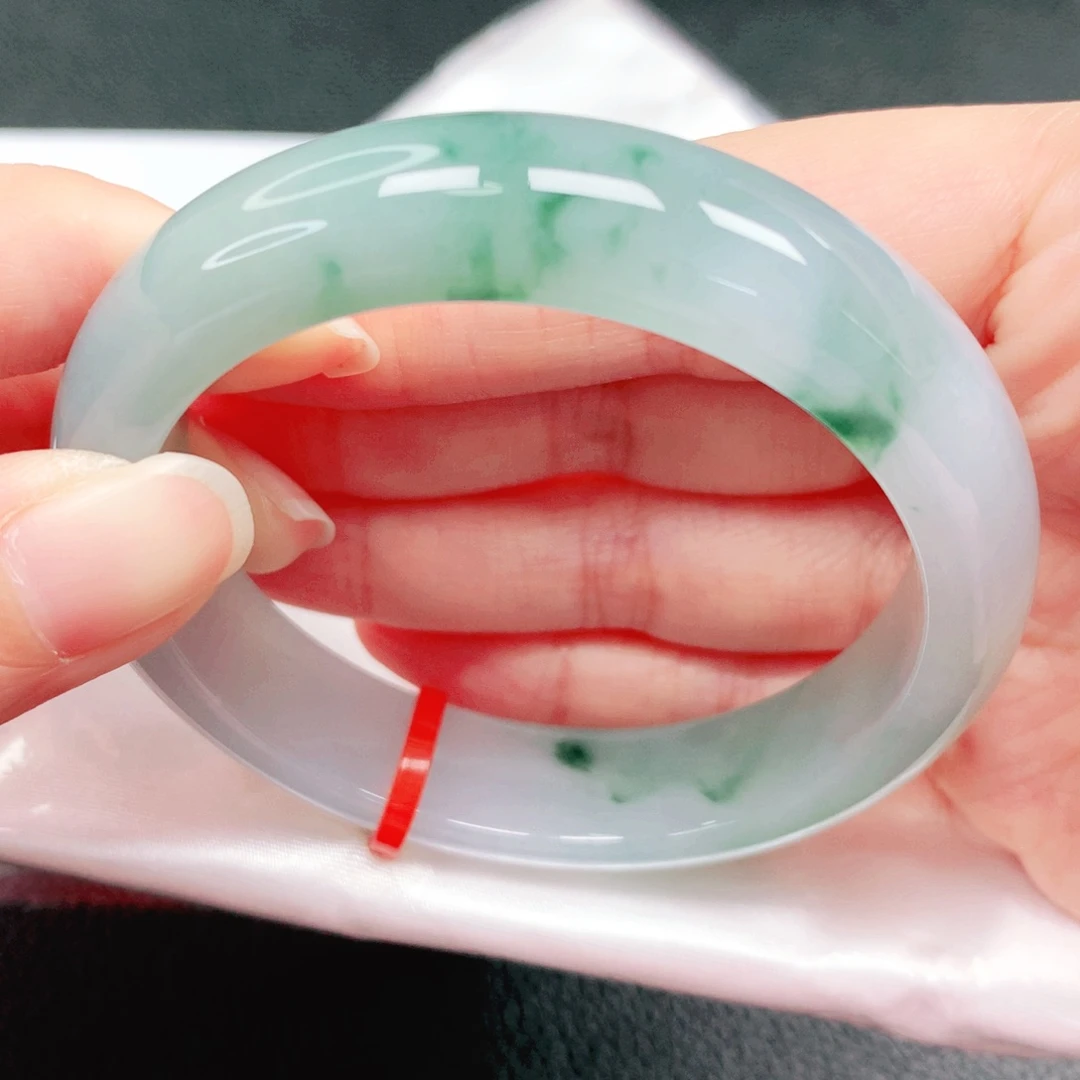 翡翠未镶嵌手镯55圈