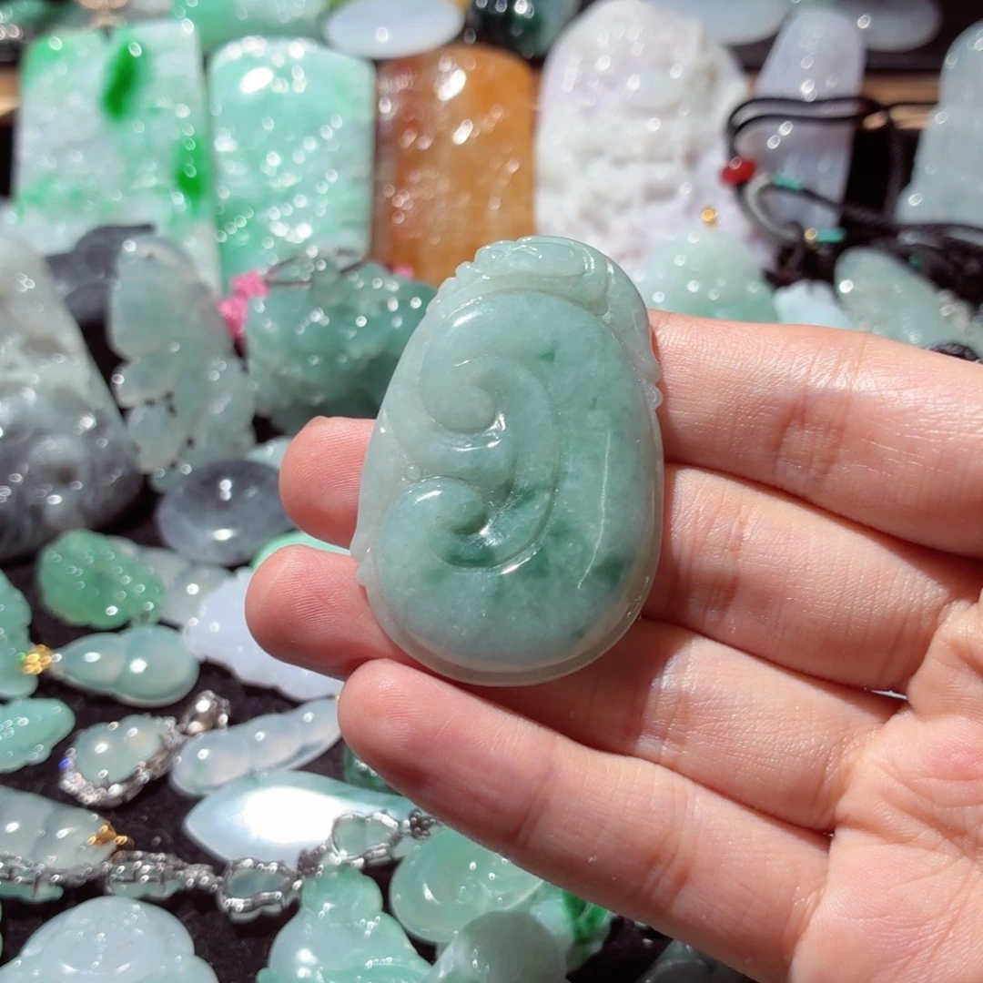 翡翠未镶嵌吊坠(不含链)