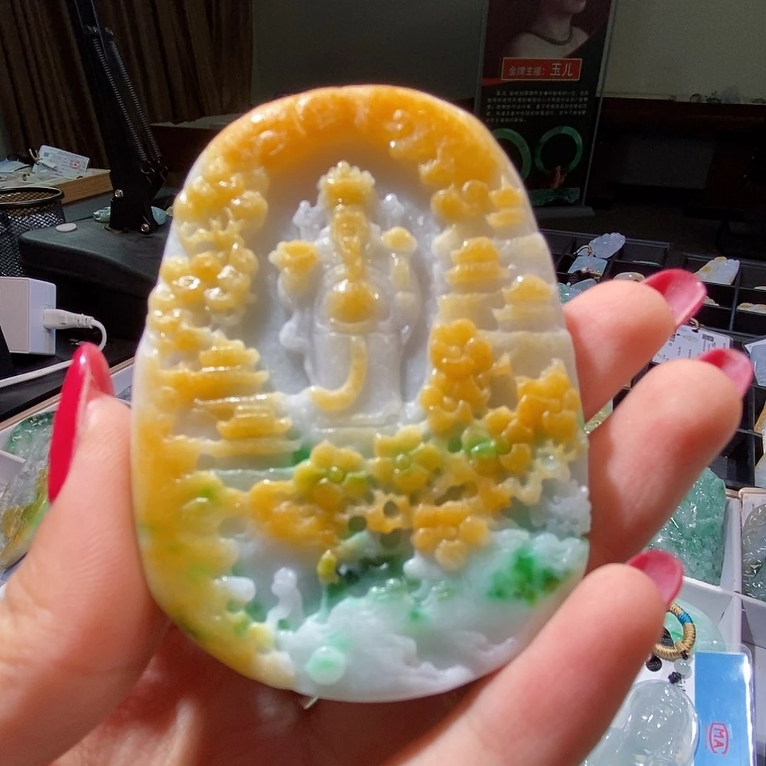 翡翠未镶嵌颈饰翡翠