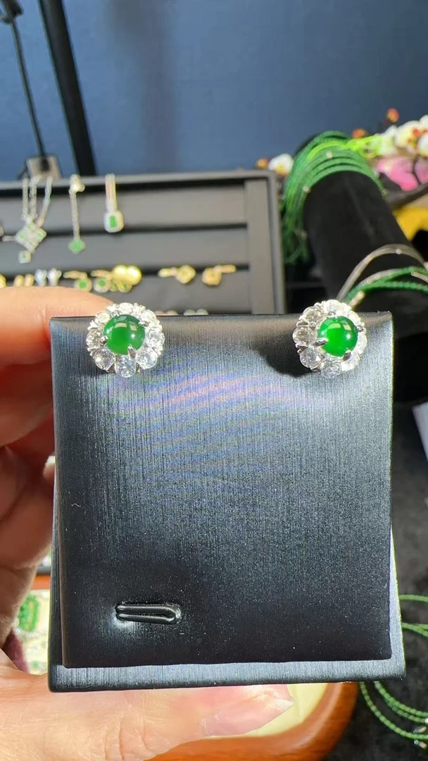 【润诚珠宝】s925银镶嵌天然A货翡翠满绿翡翠蛋面耳钉多样性发货