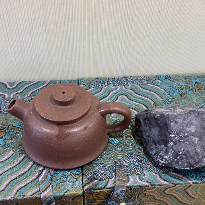 茶壶紫砂巨轮洙陈腐老紫泥手壶