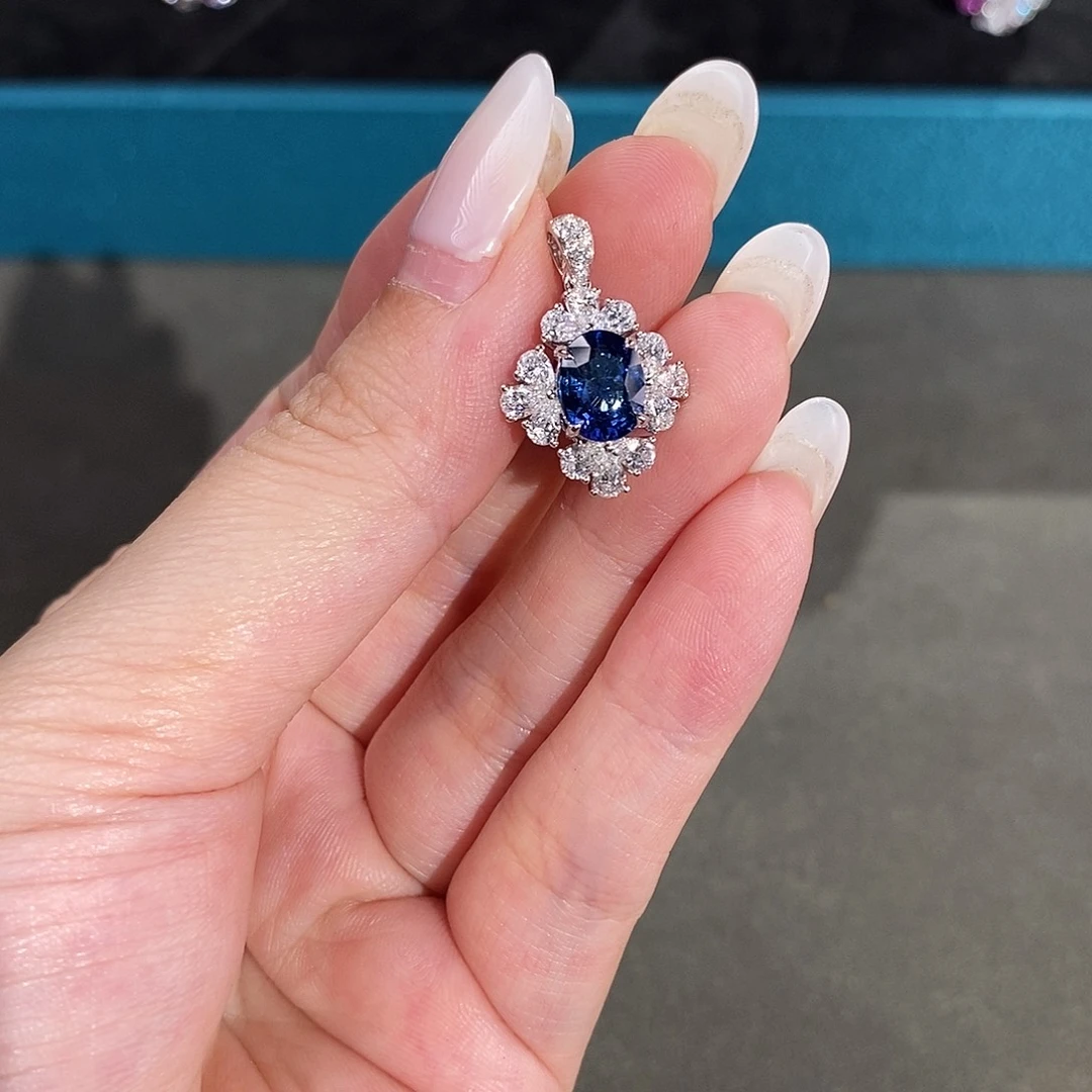 蓝宝石18K金镶嵌吊坠(不含链)2.16ct皇家蓝AIGS