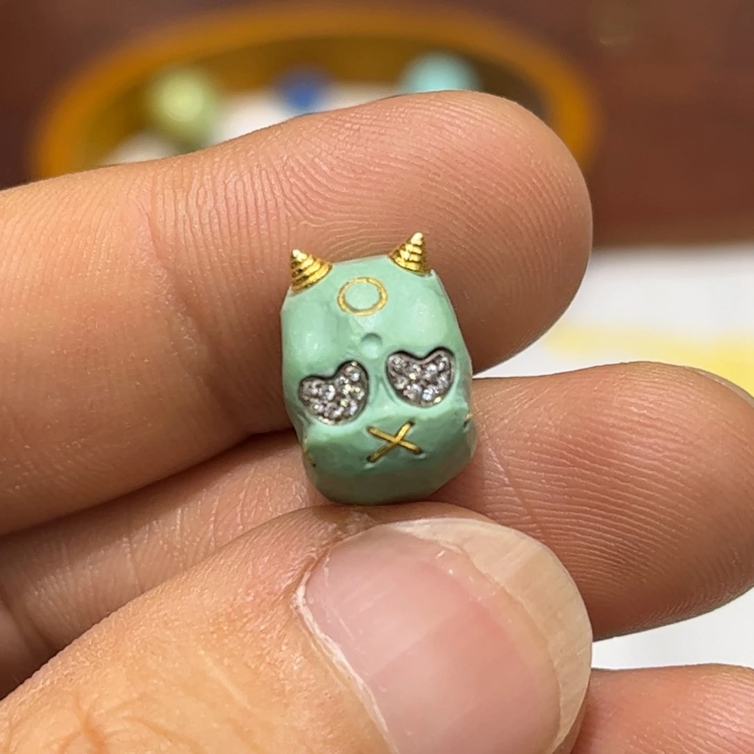 未镶嵌绿松石珠宝奇石