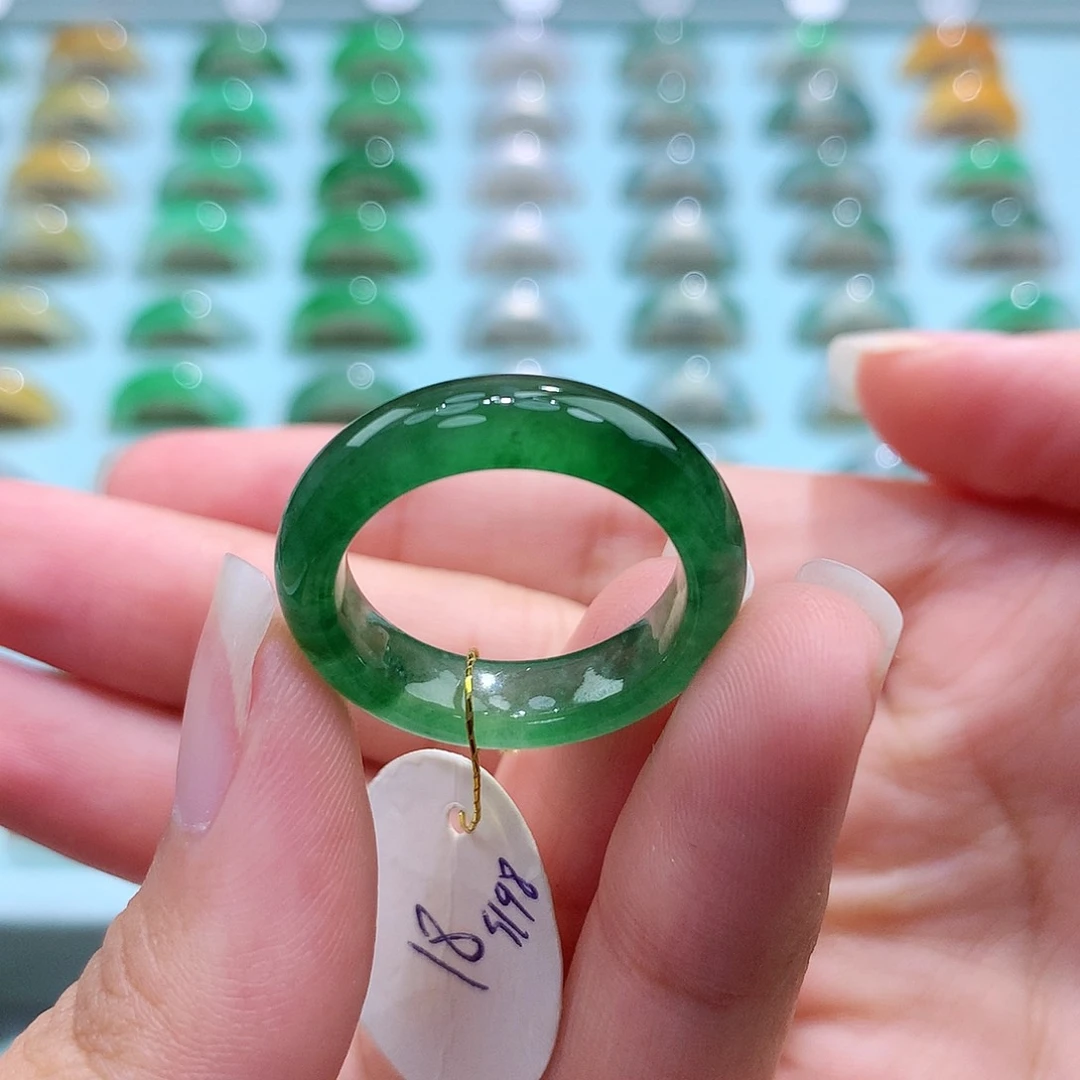 未镶嵌戒指翡翠18圈