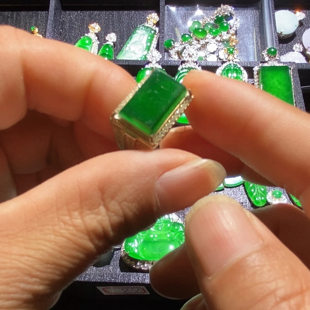 翡翠未镶嵌戒指A货翡翠5