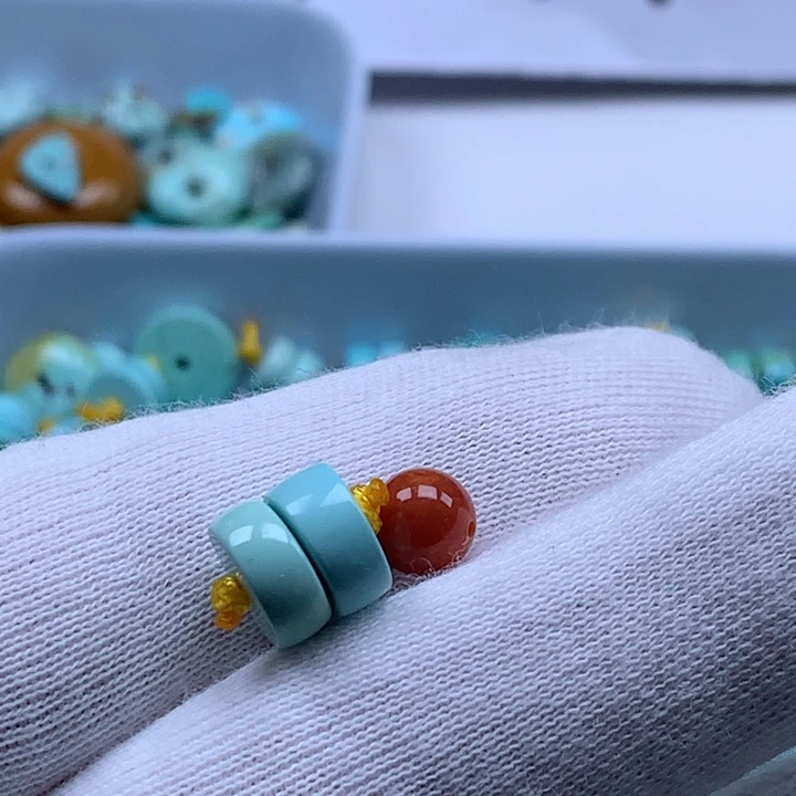 未镶嵌南红玛瑙珠宝奇石