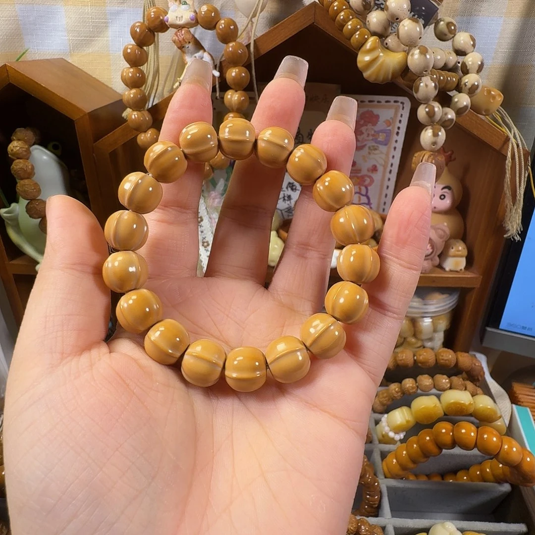 大***米猴头核桃吊坠鲨鱼背