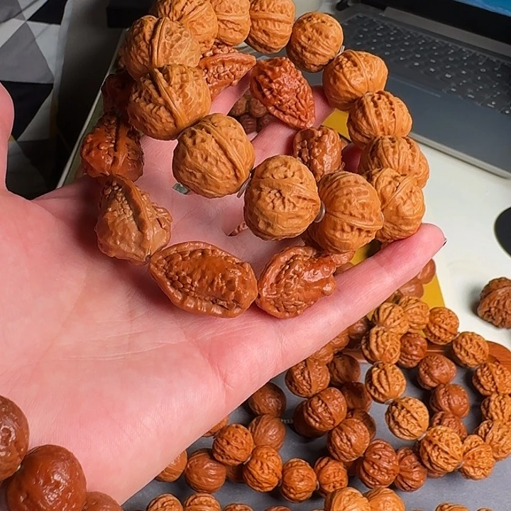 文玩核桃手串麒麟脚