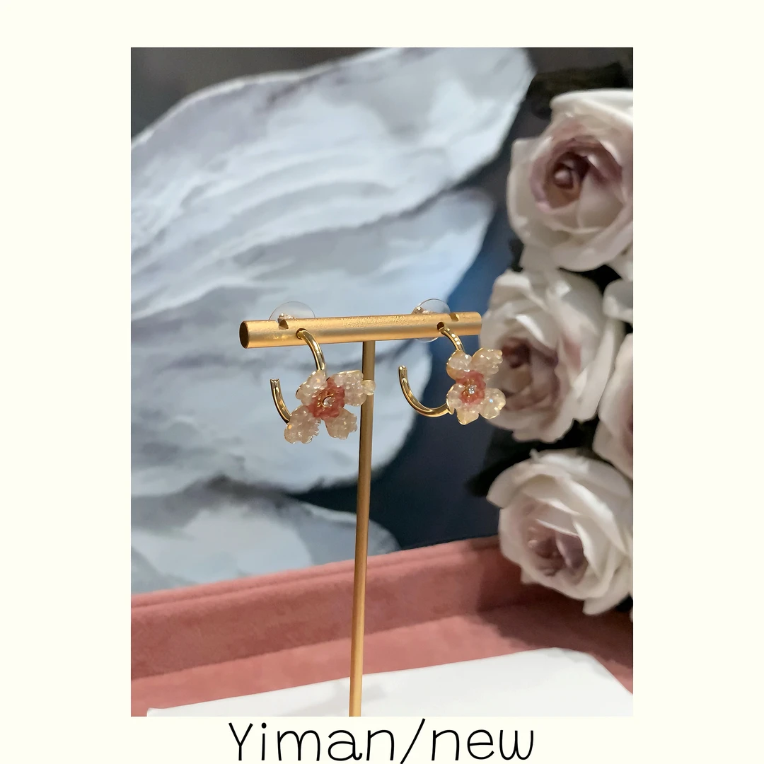 铜合金合成锆石耳饰 法式复古花朵耳圈MZ3770