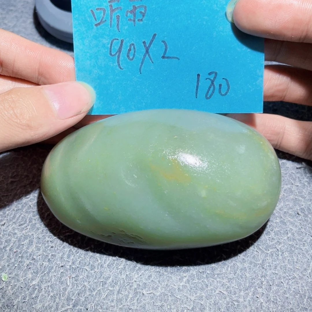 和田玉未镶嵌珠宝奇石听**蝉