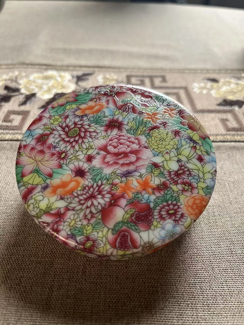景德镇珐琅彩万花盖置