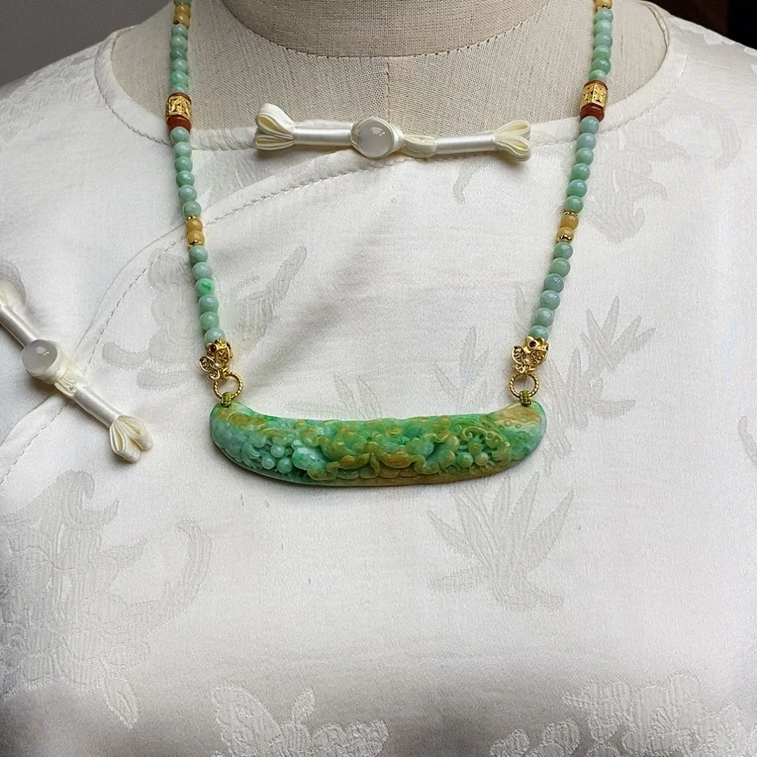 翡翠颈饰未镶嵌天然