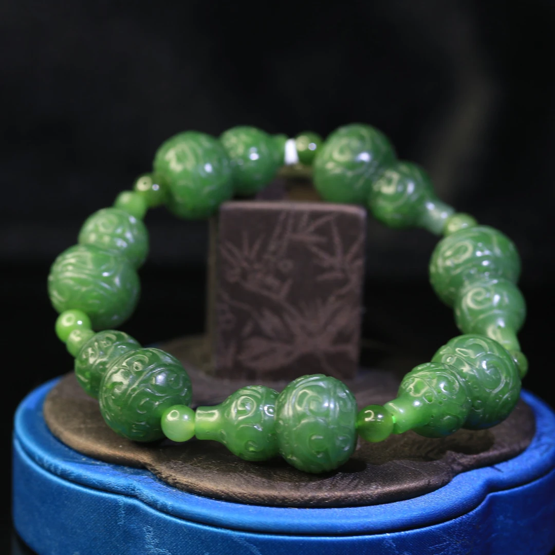 6和田玉俄七碧玉葫芦手串/300252保利厦门拍卖