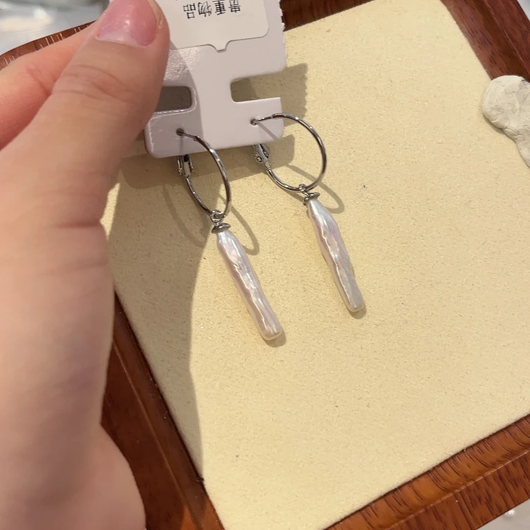 淡水珍珠耳饰合金