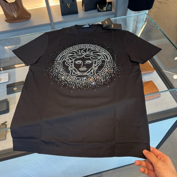 未使用 VERSACE/范思哲 回国路上/范思哲忙钻短袖(偏大)