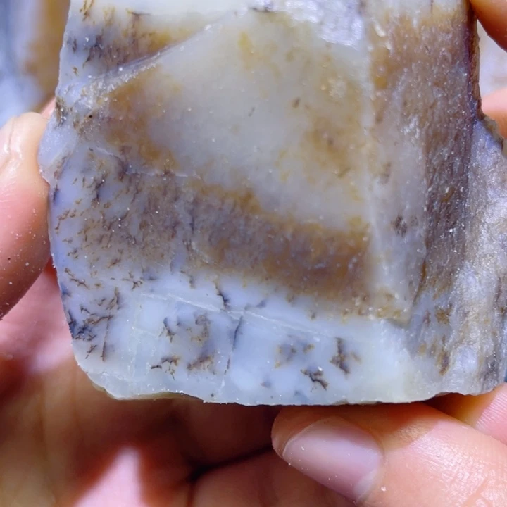 和田玉未镶嵌珠宝半成品