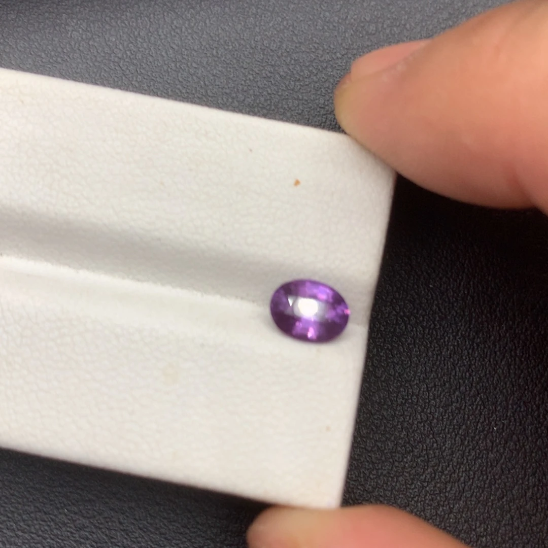 裸石尖晶石1.09ct全净