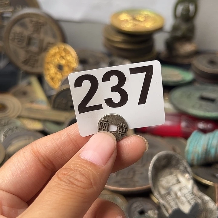 绵***军铜复古文创工艺品