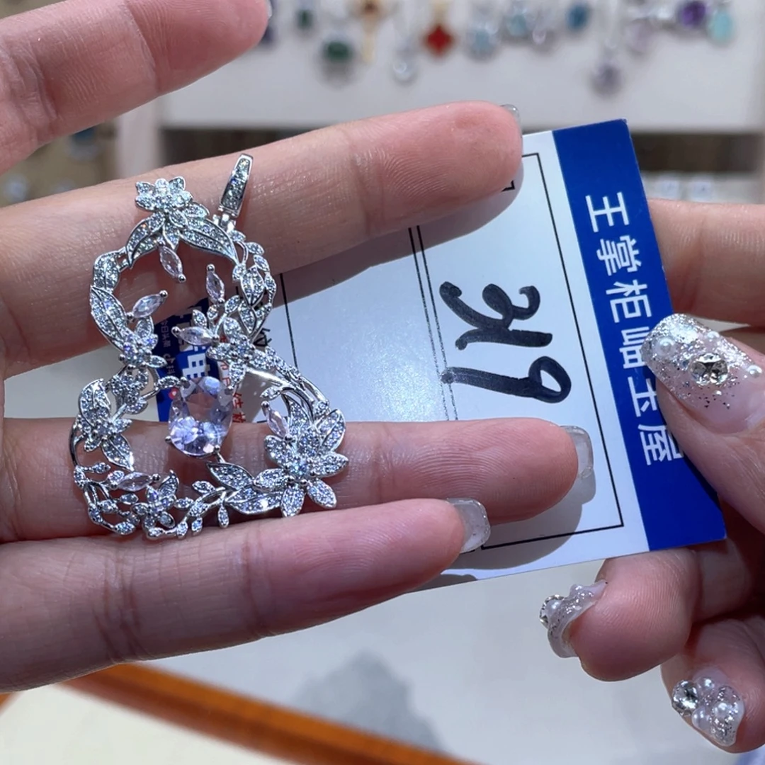 银S925镶嵌颈饰水晶