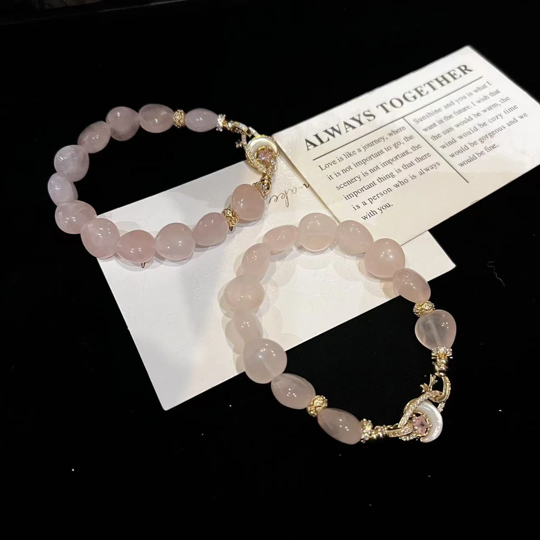 F824 粉晶屁桃设计款手串 多样性发一