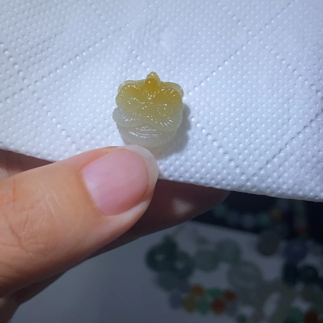 定制翡翠未镶嵌翡翠15.4*13.8*8.6