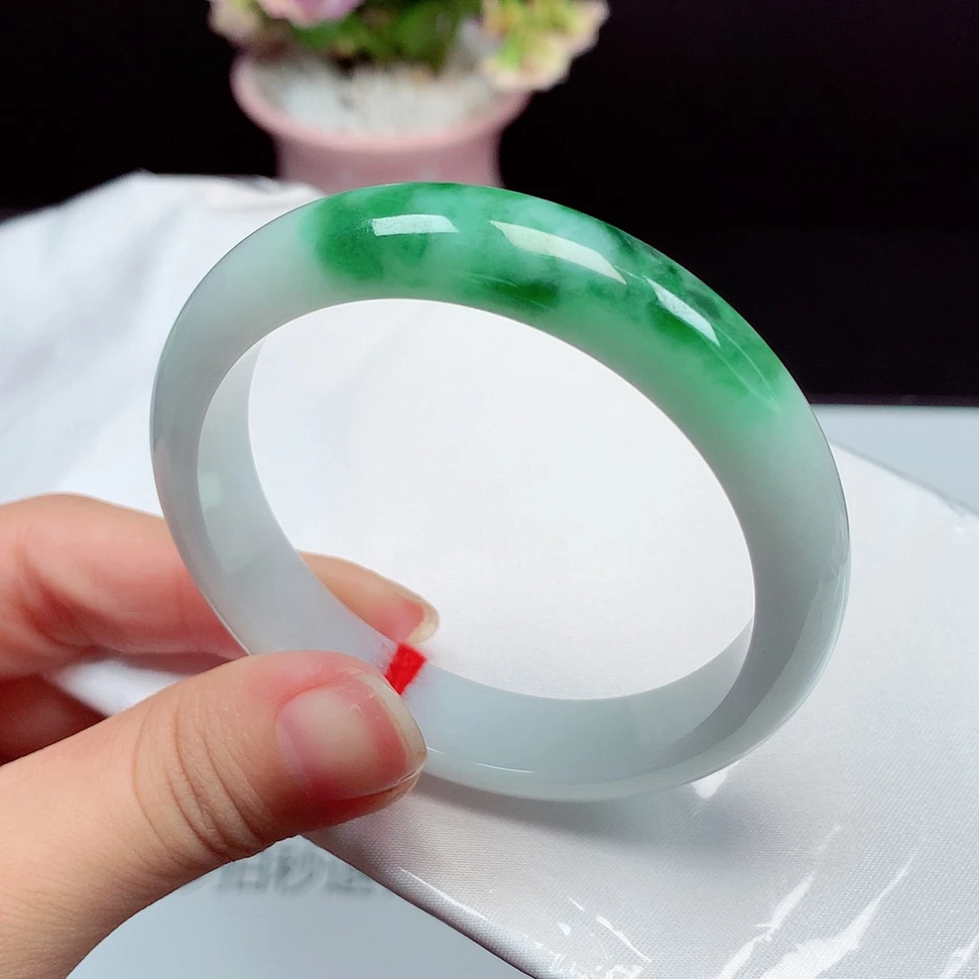 翡翠未镶嵌手镯1561