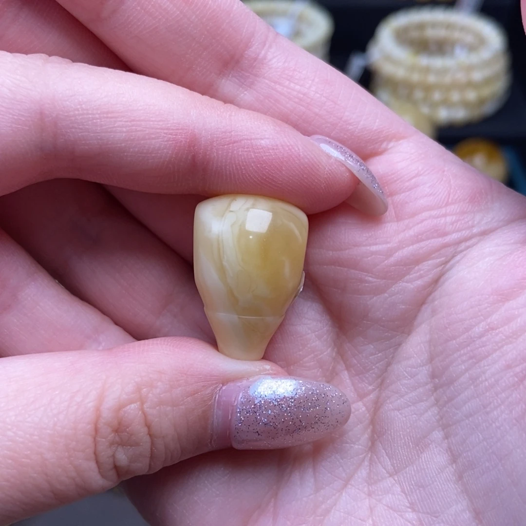 蜜蜡未镶嵌珠宝奇石卡15.2