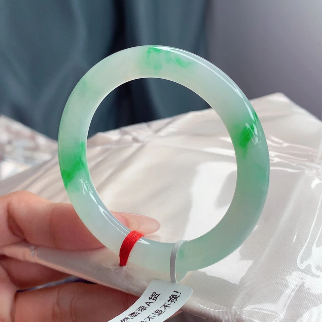 未镶嵌手镯（圆镯）翡翠51.6色标正阳绿，无晶体结构，小柒