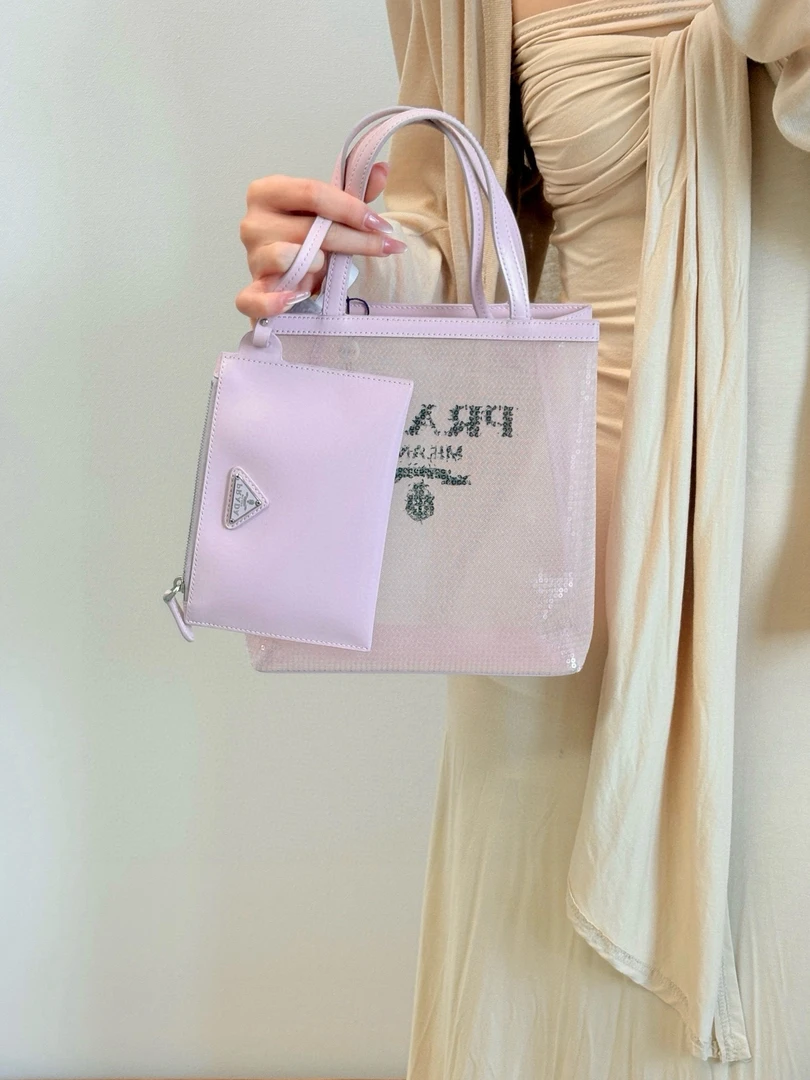 95新 Prada/普拉达 prada 亮片手提包