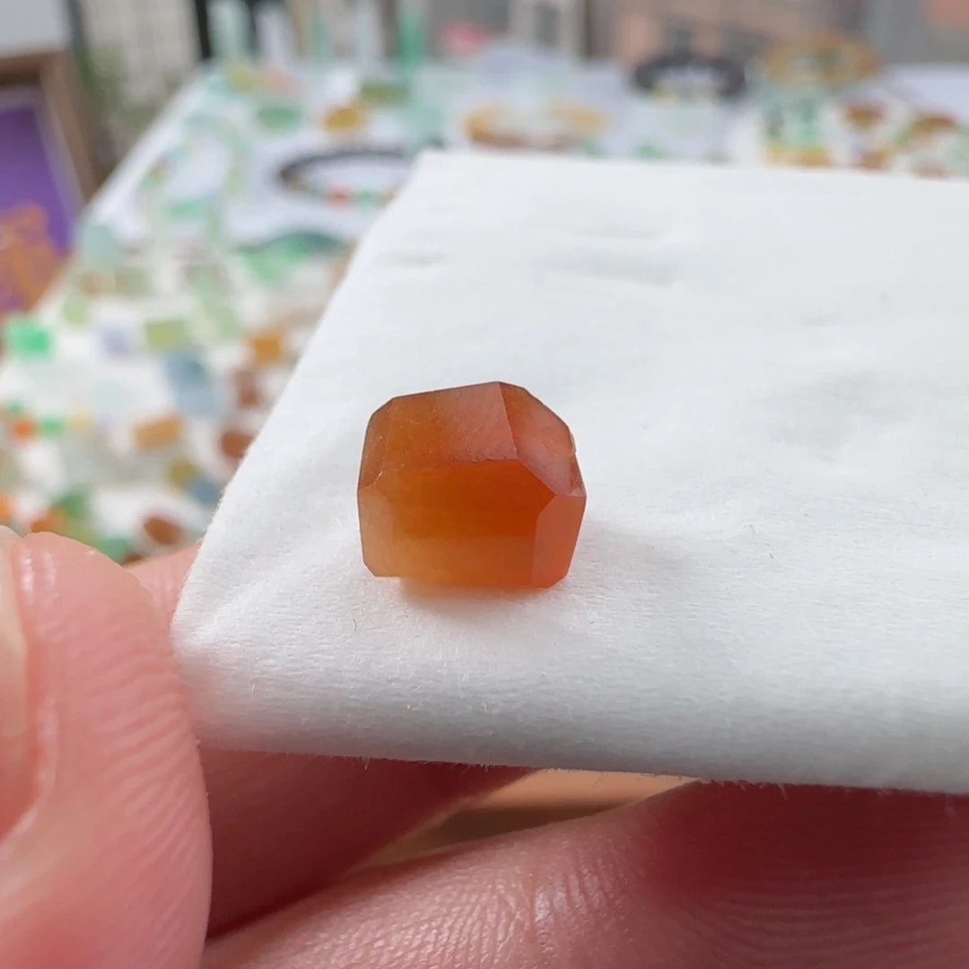 未镶嵌定制翡翠H*定制翡翠毛货不退不换