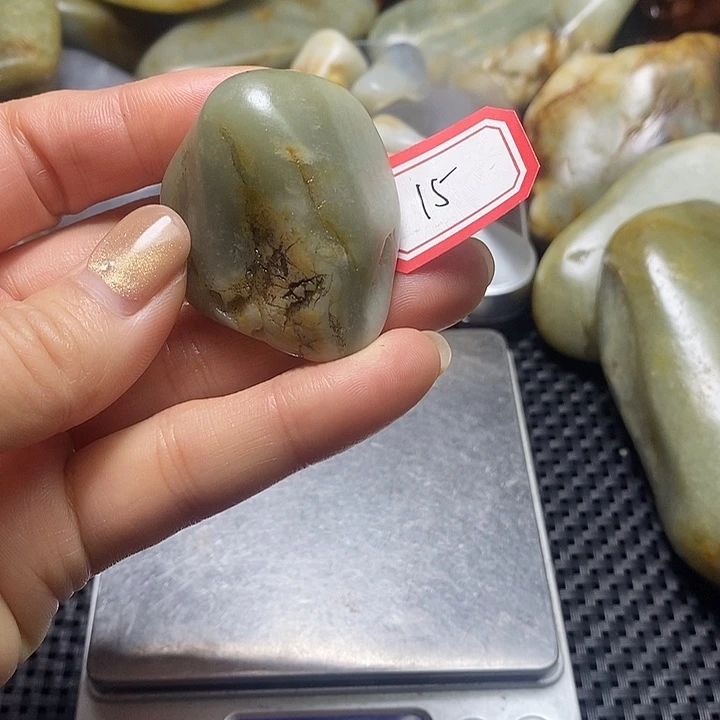 和田玉未镶嵌珠宝奇石15