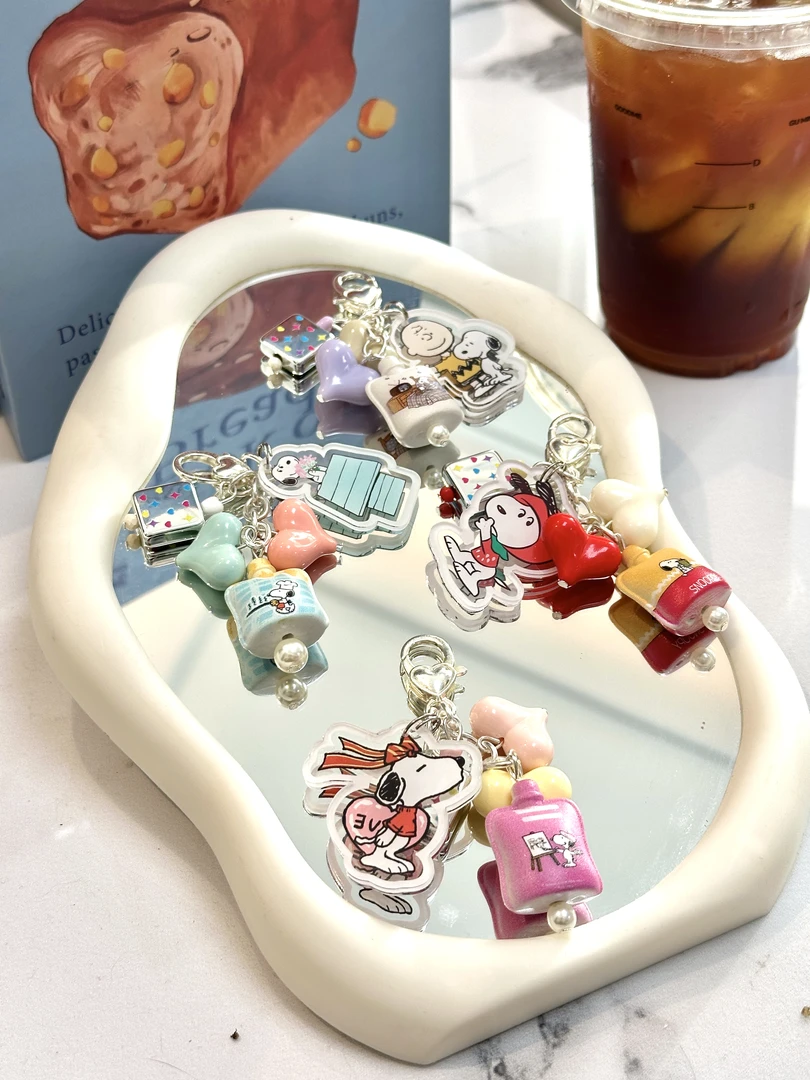 【成品钥匙扣】S努比手绘亚克力创意手作