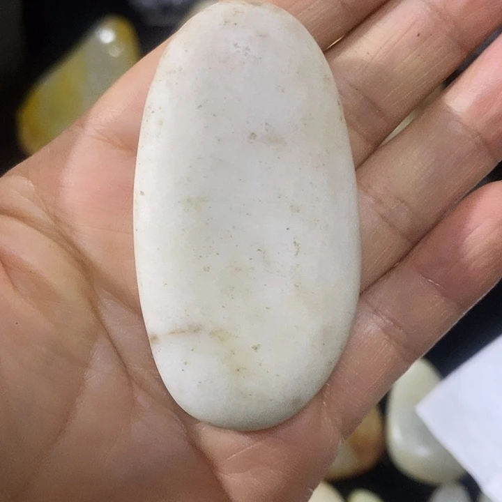 未镶嵌和田玉（糖玉）挂件