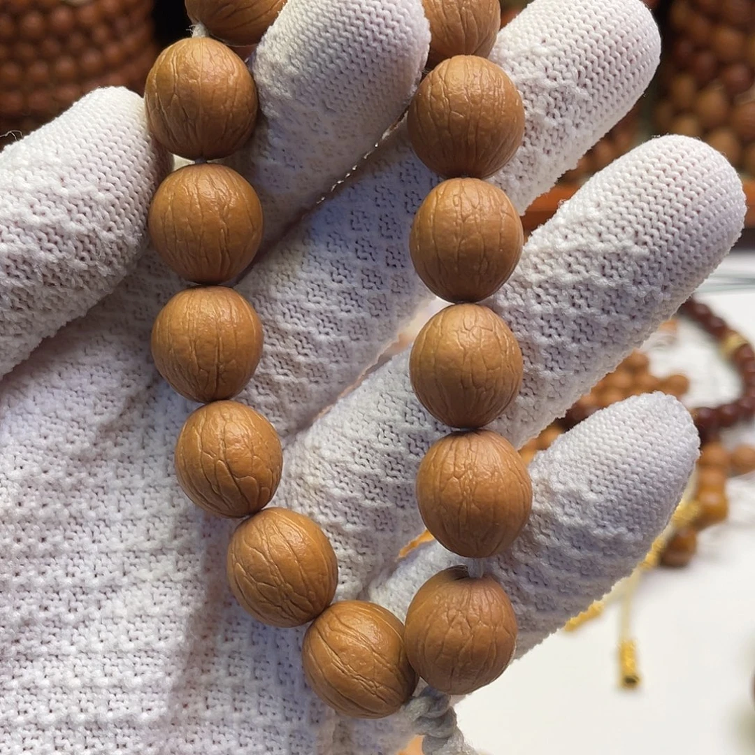 D***栋吊坠猴头核桃光头强