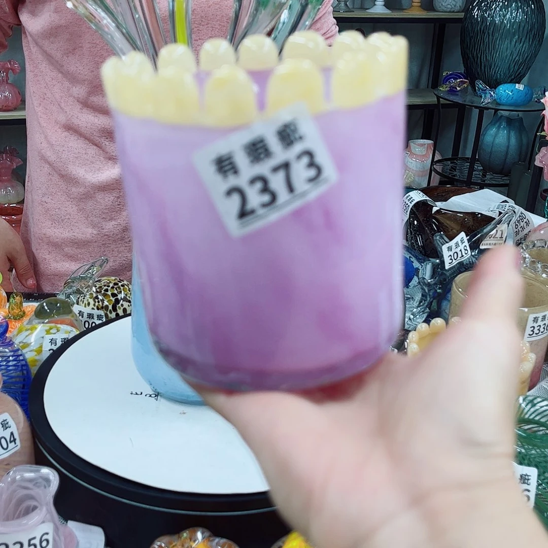 2373微瑕 家悦花瓶摆件