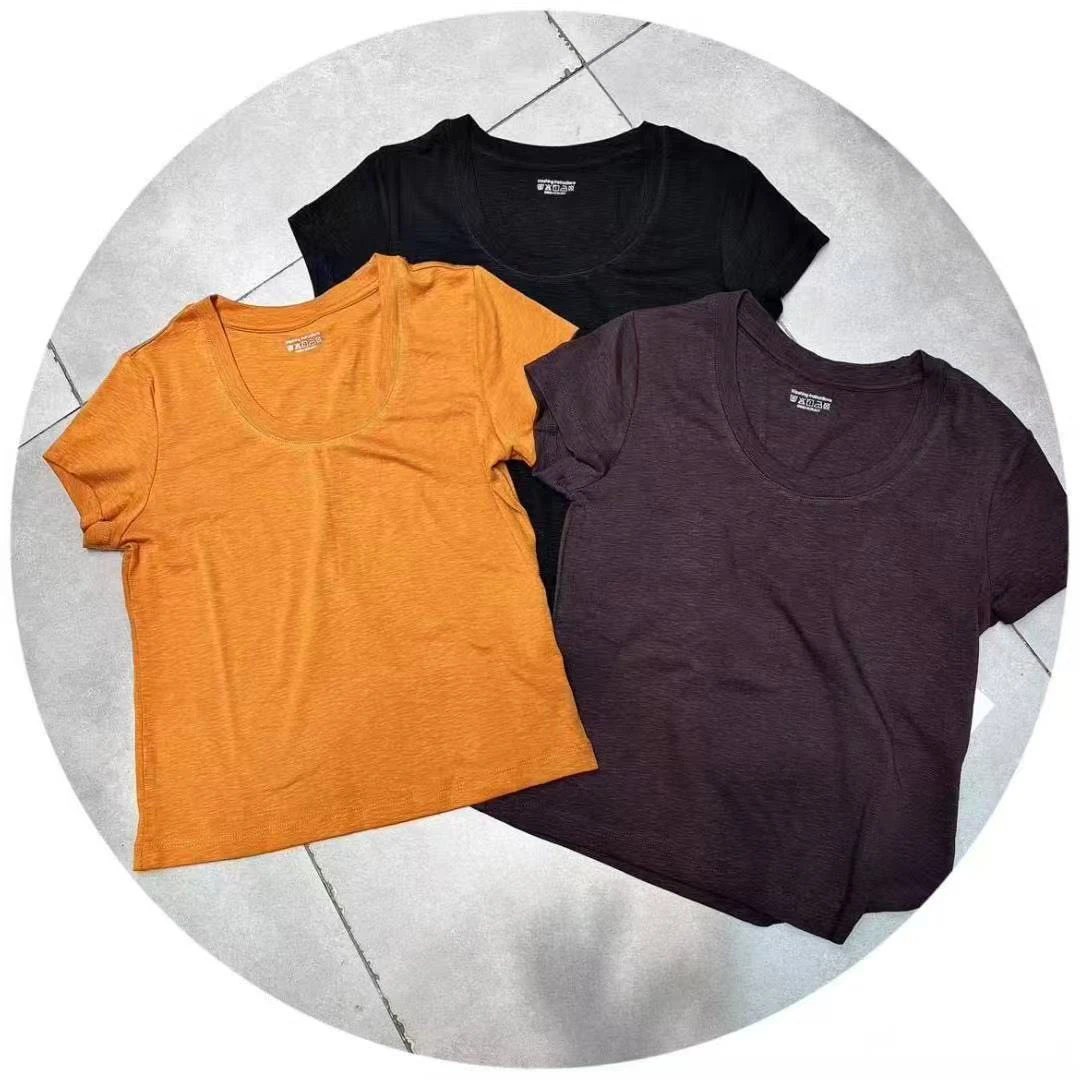 简约 有弹力U型领短袖T恤