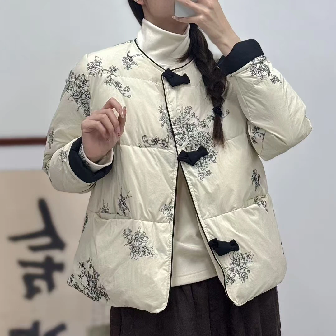 新中式女装 白鸭绒 2024年冬装花色刺绣国风 过年新衣服外套