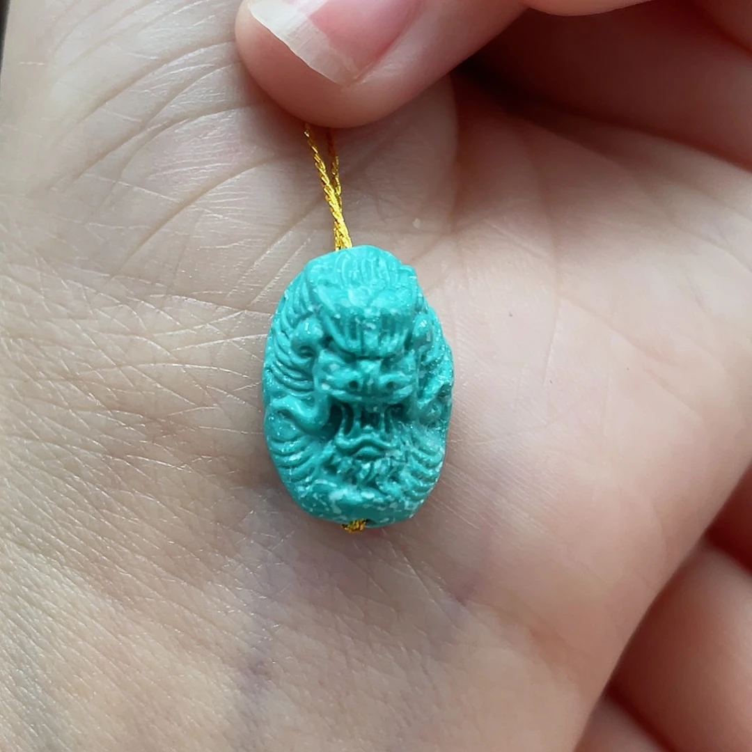 绿松石颈饰未镶嵌