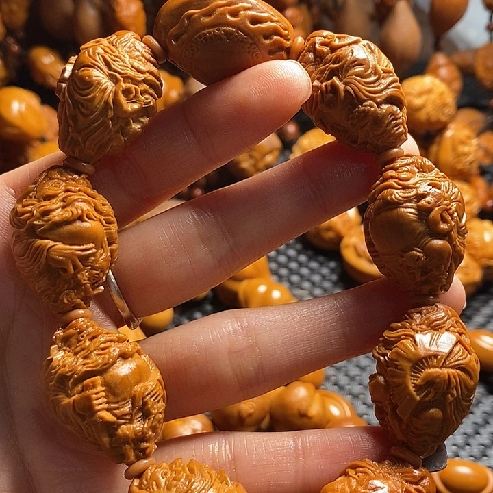 吊坠橄榄核整身钟馗